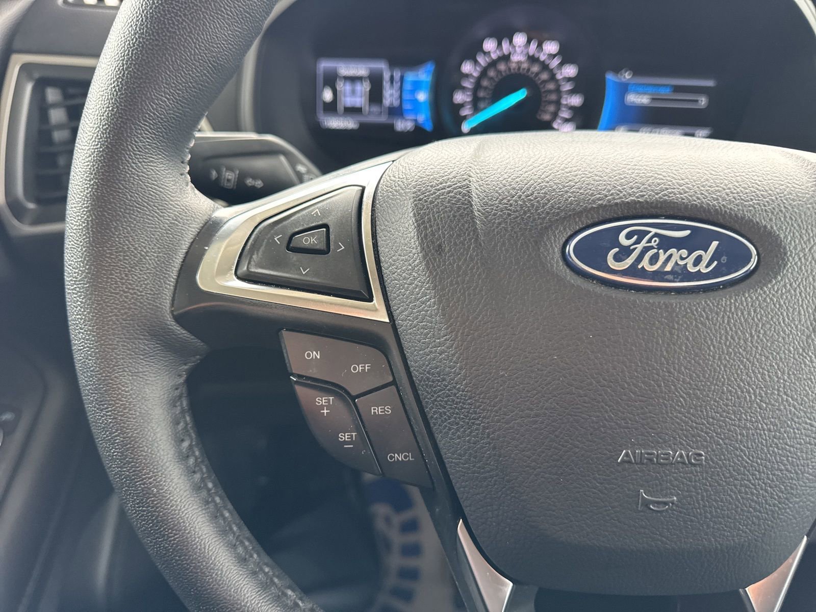 Certified 2024 Ford Edge SEL w/ Convenience Package AWD/4WD image 27