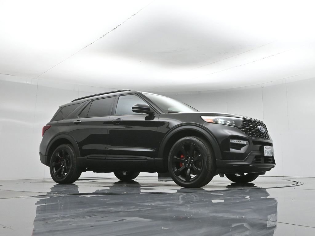 Certified 2023 Ford Explorer ST w/ Equipment Group 401A AWD/4WD image 2