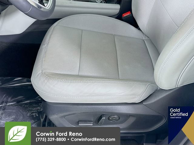 Certified 2025 Ford Explorer Platinum w/ LUX Leather Package image 23