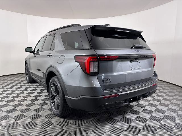 Certified 2025 Ford Explorer ST-Line w/ ST-Line Street Pack image 3