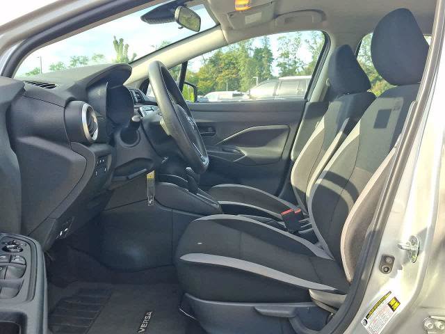 Used 2025 Nissan Versa S FWD image 17
