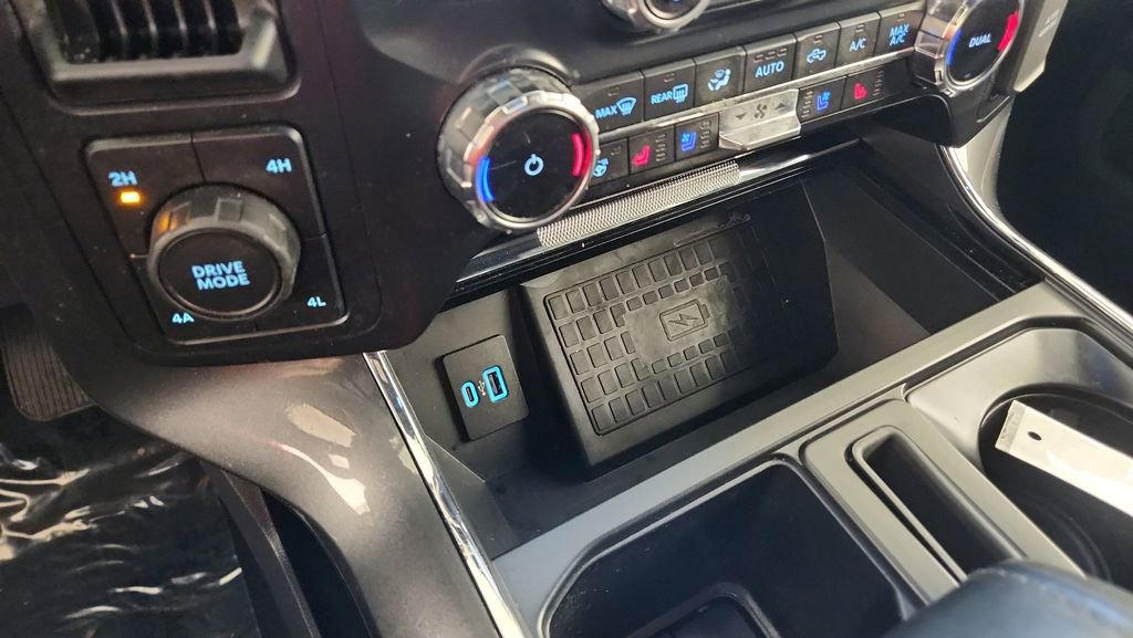 Certified 2022 Ford F150 Lariat w/ Equipment Group 502A High image 17