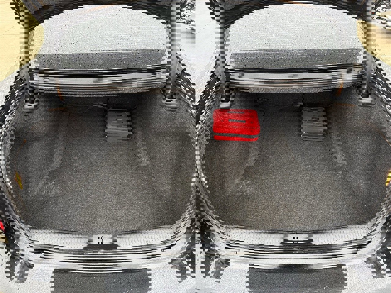 Used 2021 Dodge Charger SXT w/ Blacktop Package image 29