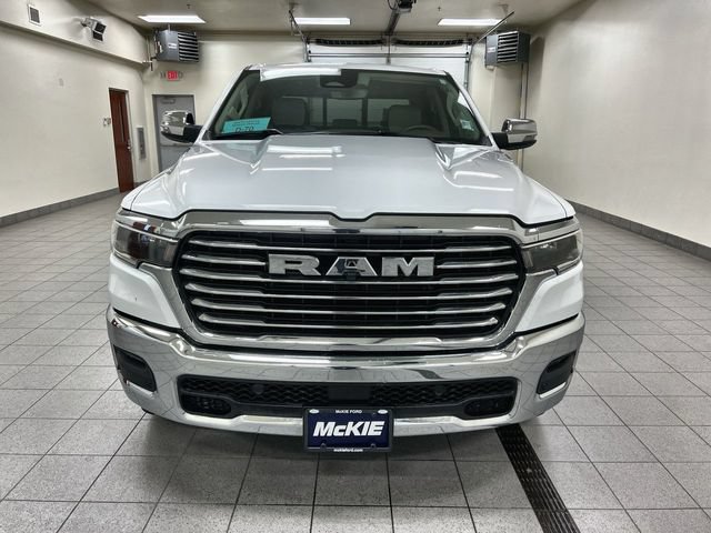Used 2025 RAM 1500 Laramie AWD/4WD image 2