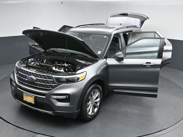 Certified 2023 Ford Explorer XLT w/ Equipment Group 202A AWD/4WD image 57