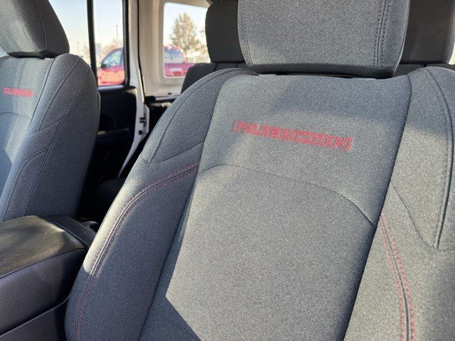 Used 2024 Jeep Wrangler Rubicon image 14