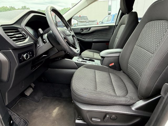 Certified 2023 Ford Escape Active AWD/4WD image 19
