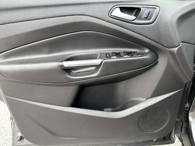 Certified 2018 Ford Escape SEL FWD image 16