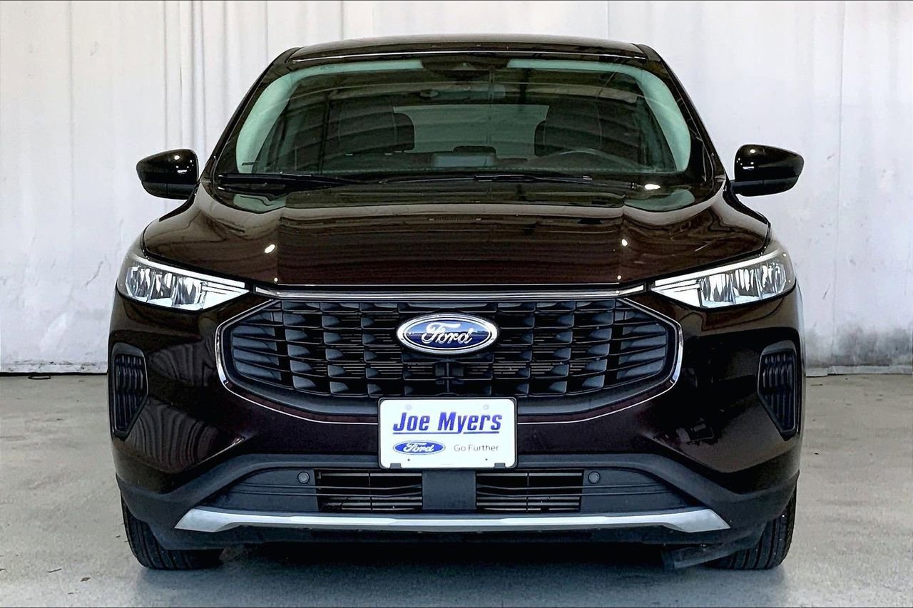 Certified 2023 Ford Escape Active FWD image 2