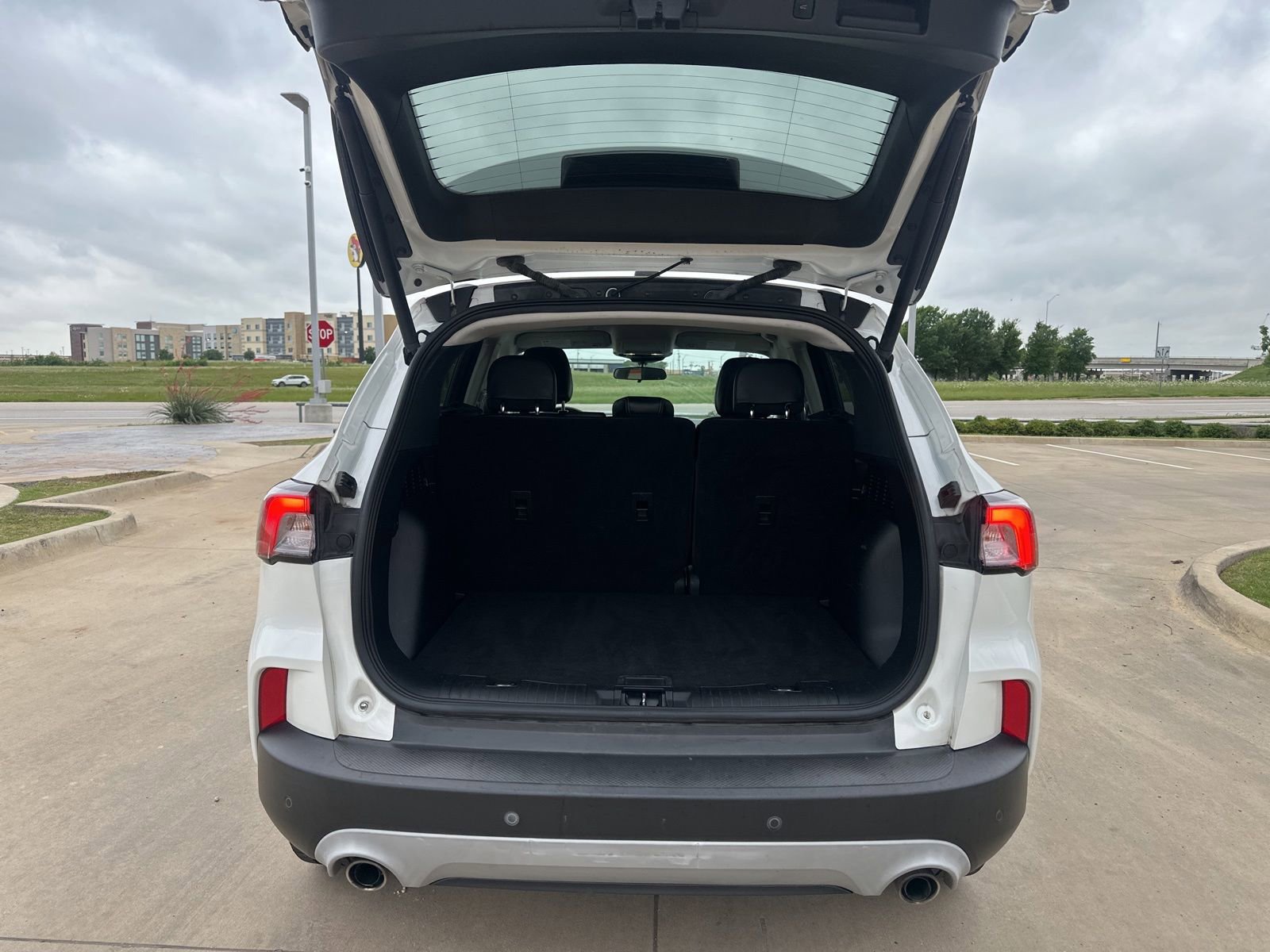 Certified 2021 Ford Escape SEL FWD image 5