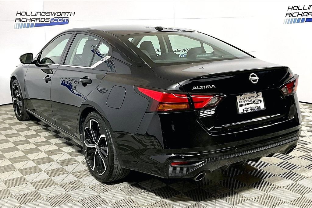 Used 2025 Nissan Altima 2.5 SR image 8