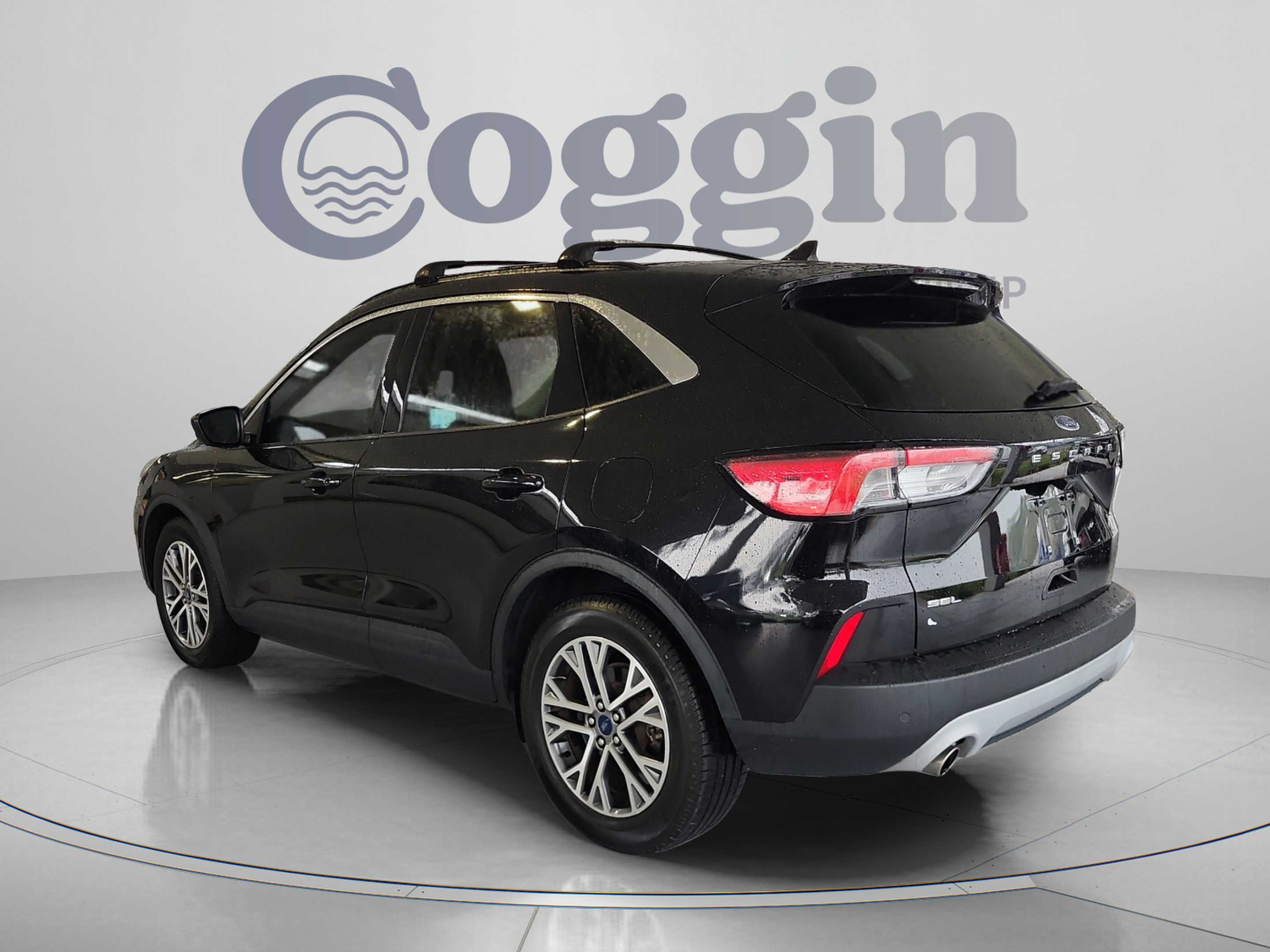 Certified 2022 Ford Escape SEL FWD image 3