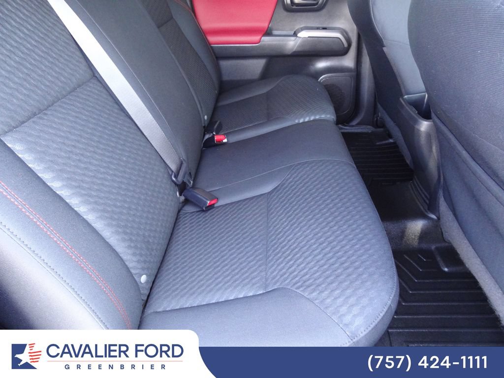 Used 2022 Toyota Tacoma SR5 w/ Technology Package RWD image 11