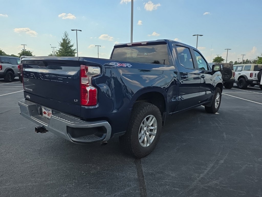 Used 2021 Chevrolet Silverado 1500 LT AWD/4WD image 6