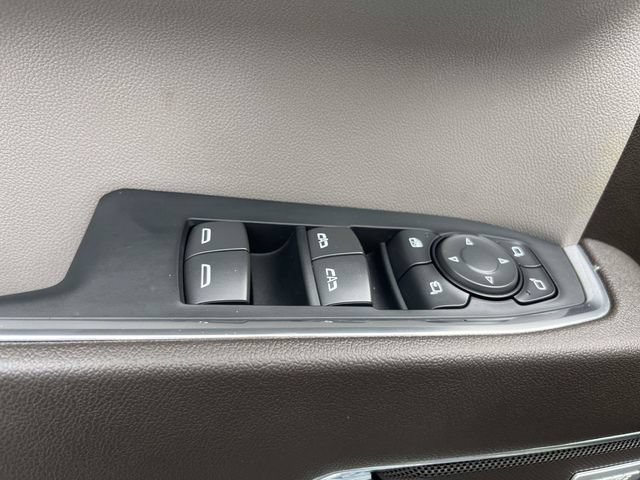 Used 2023 Chevrolet Silverado 1500 LTZ w/ LTZ Premium Package AWD/4WD image 19