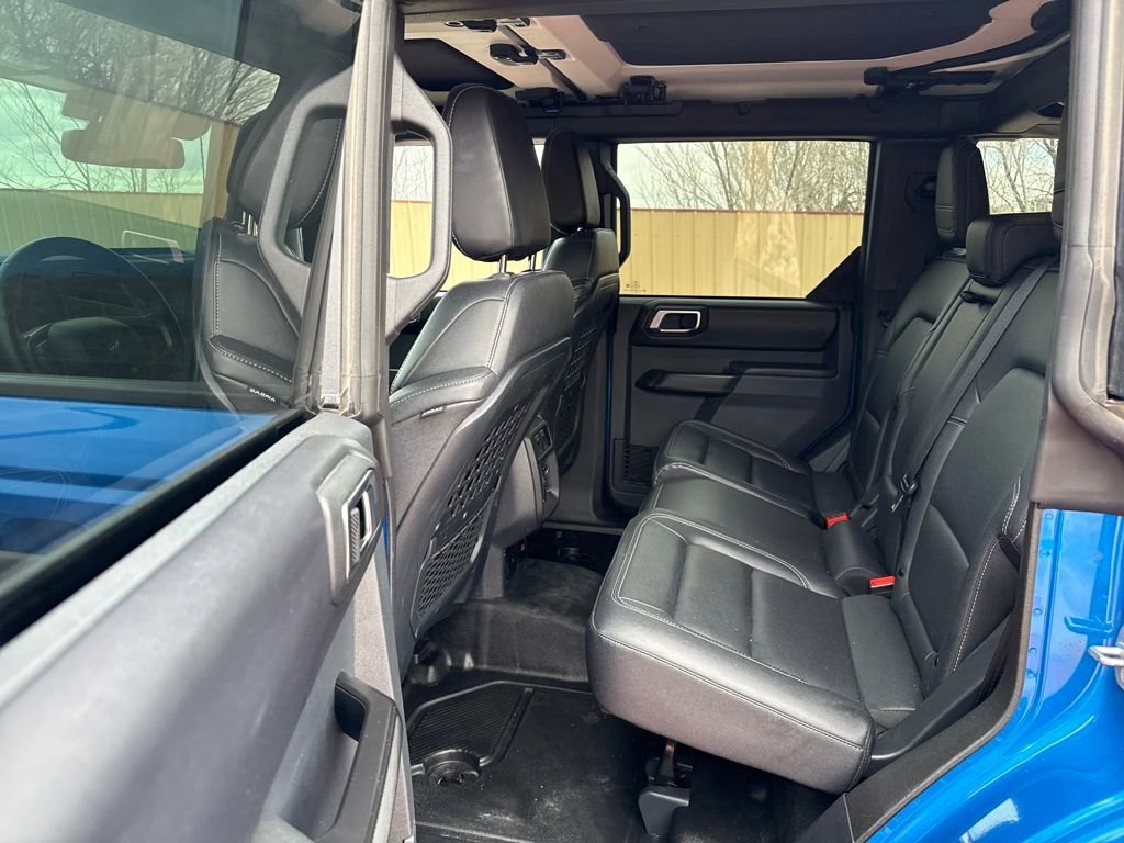 Certified 2025 Ford Bronco Badlands AWD/4WD image 19