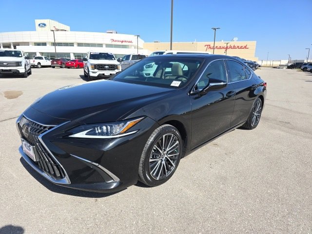 Used 2022 Lexus ES 350 w/ Premium Package image 7