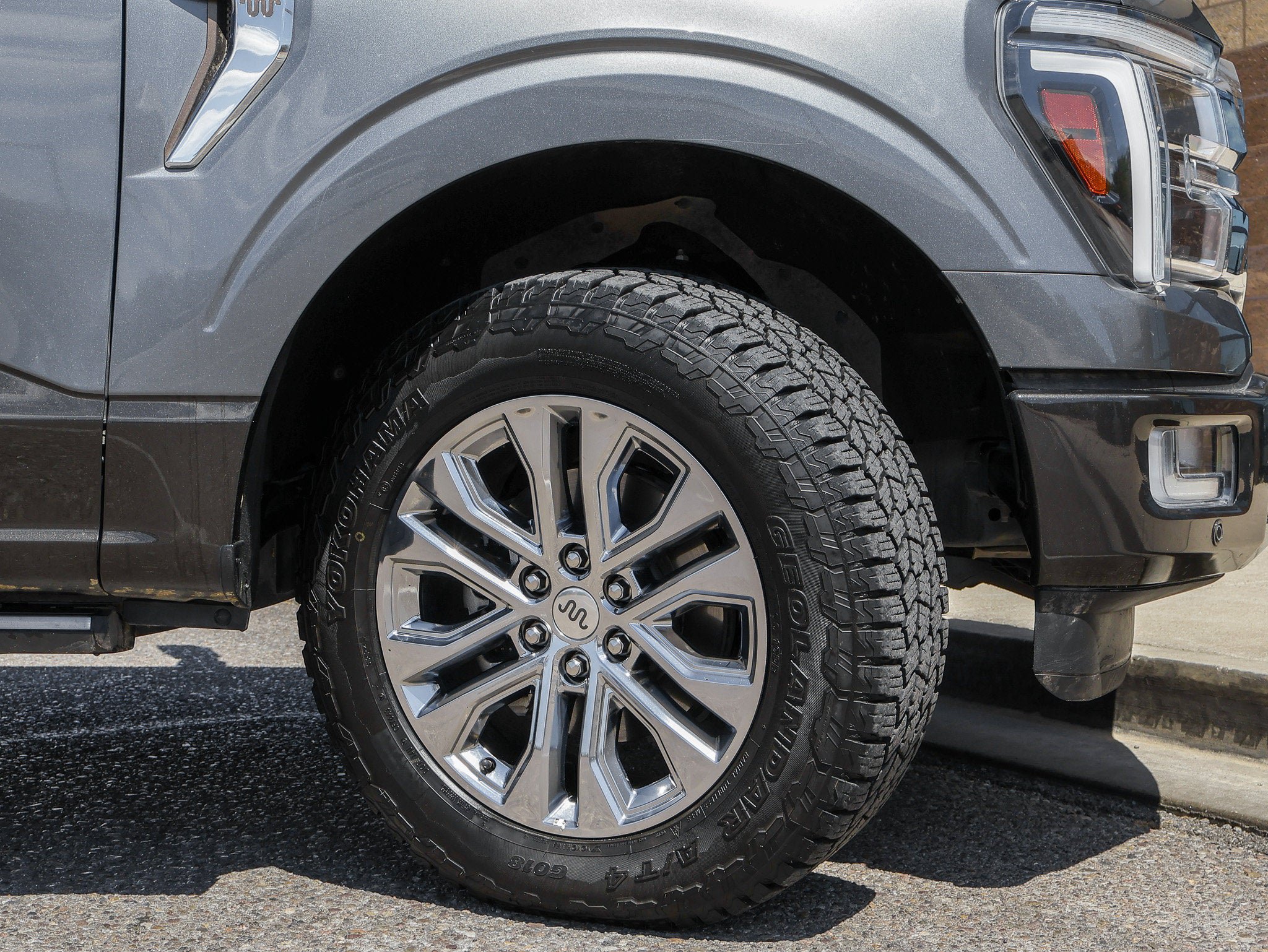 Certified 2024 Ford F150 King Ranch w/ FX4 Off-Road Package AWD/4WD image 13