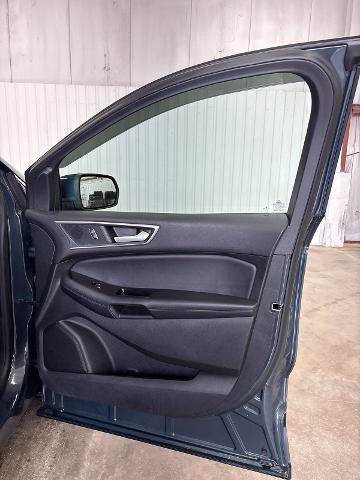 Certified 2019 Ford Edge SEL w/ Equipment Group 201A AWD/4WD image 20