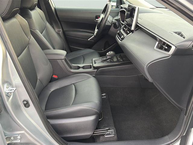 Used 2026 Toyota Corolla Cross XLE FWD image 14