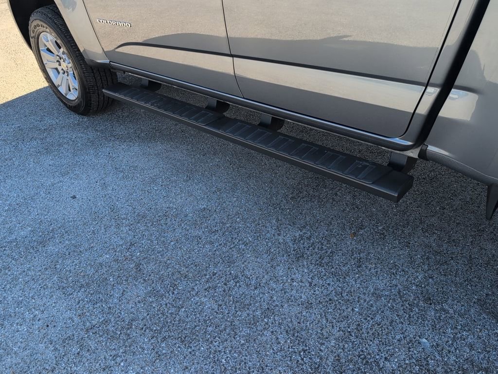 Used 2022 Chevrolet Colorado LT w/ LT Convenience Package image 12