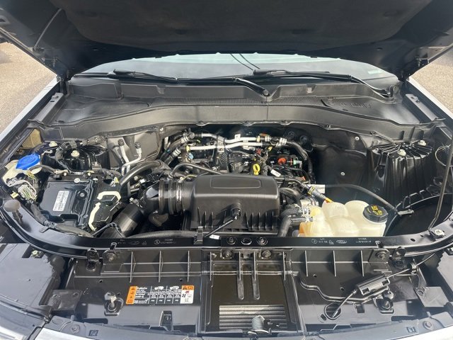 Certified 2022 Ford Explorer XLT w/ Equipment Group 202A image 19