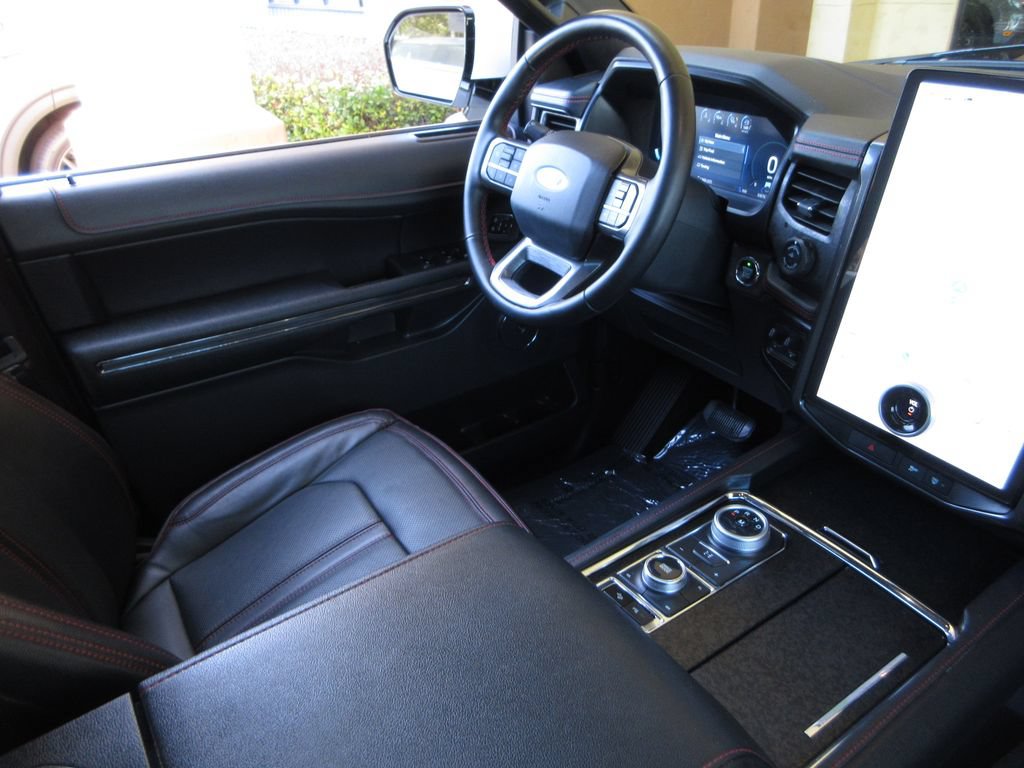 Certified 2023 Ford Expedition Limited AWD/4WD image 22