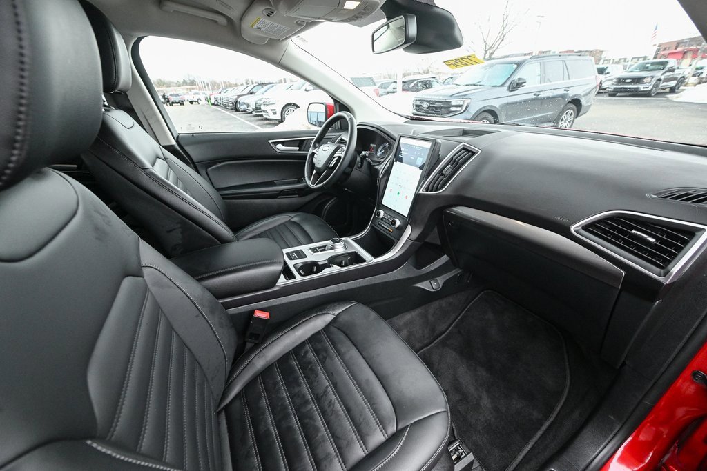 Certified 2024 Ford Edge SEL w/ Convenience Package image 29