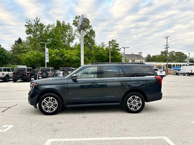 Certified 2025 Ford Expedition Active AWD/4WD image 10