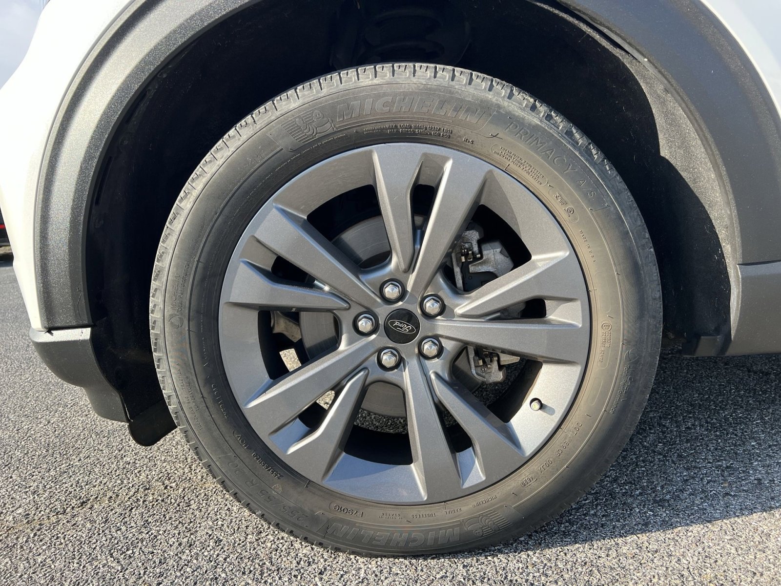 Certified 2021 Ford Explorer XLT w/ Equipment Group 202A AWD/4WD image 12