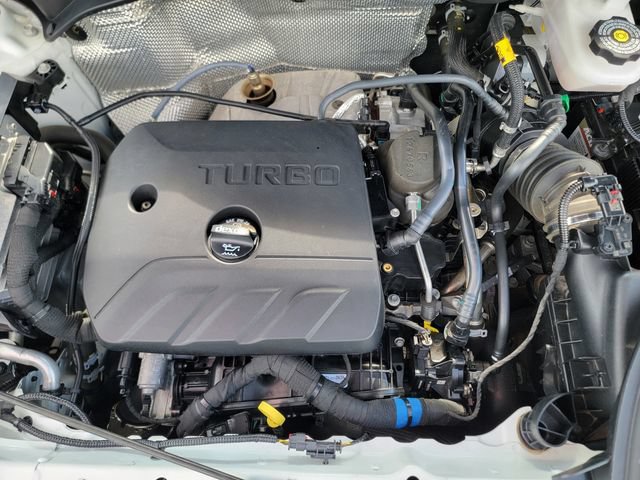 Used 2022 Chevrolet TrailBlazer RS w/ Sun and Liftgate Package AWD/4WD image 39