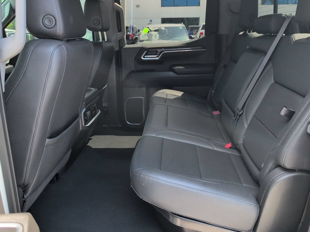 Used 2023 Chevrolet Silverado 1500 LTZ w/ Technology Package RWD image 12