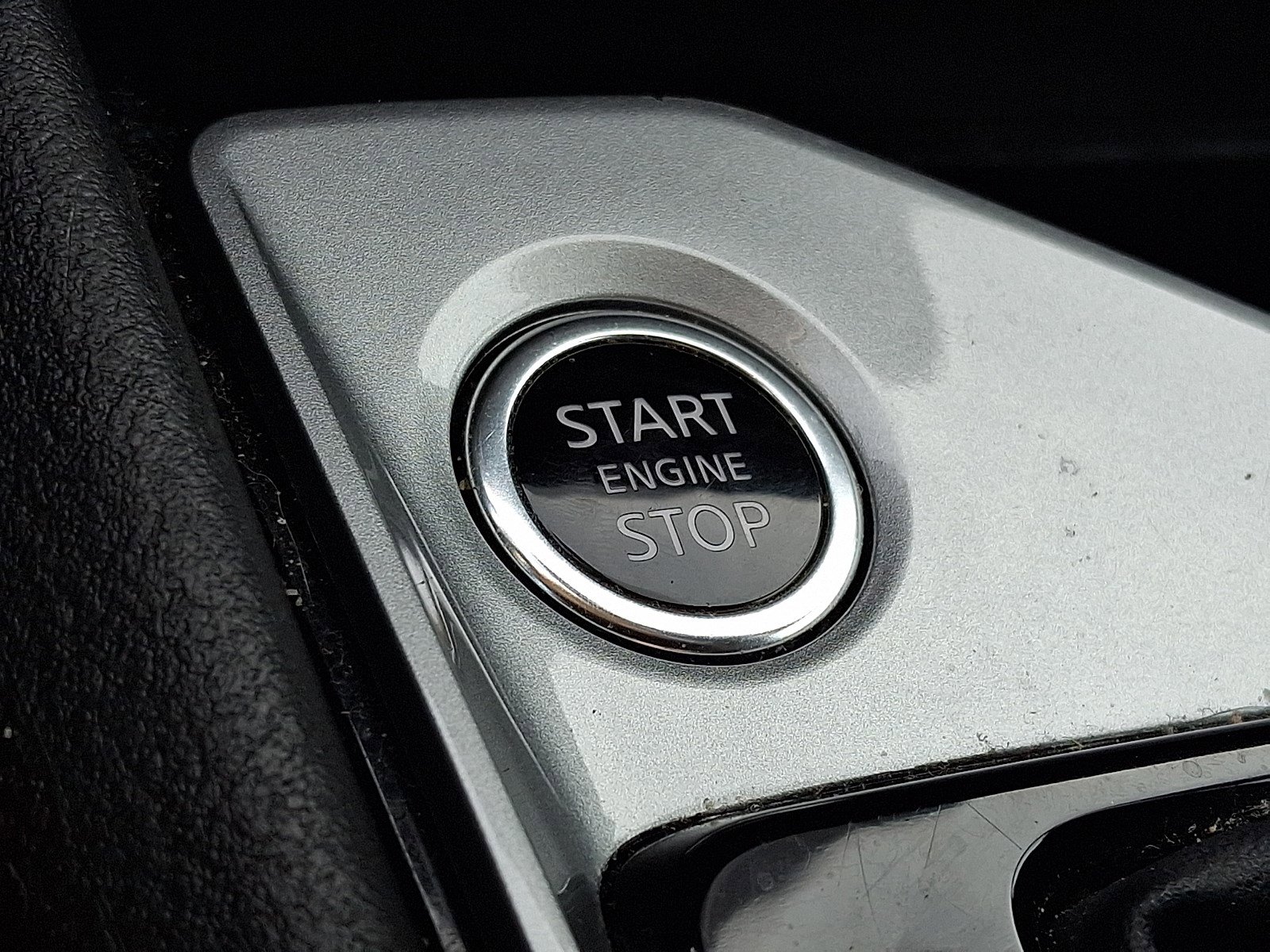 Used 2024 Nissan Altima 2.5 SV FWD image 21
