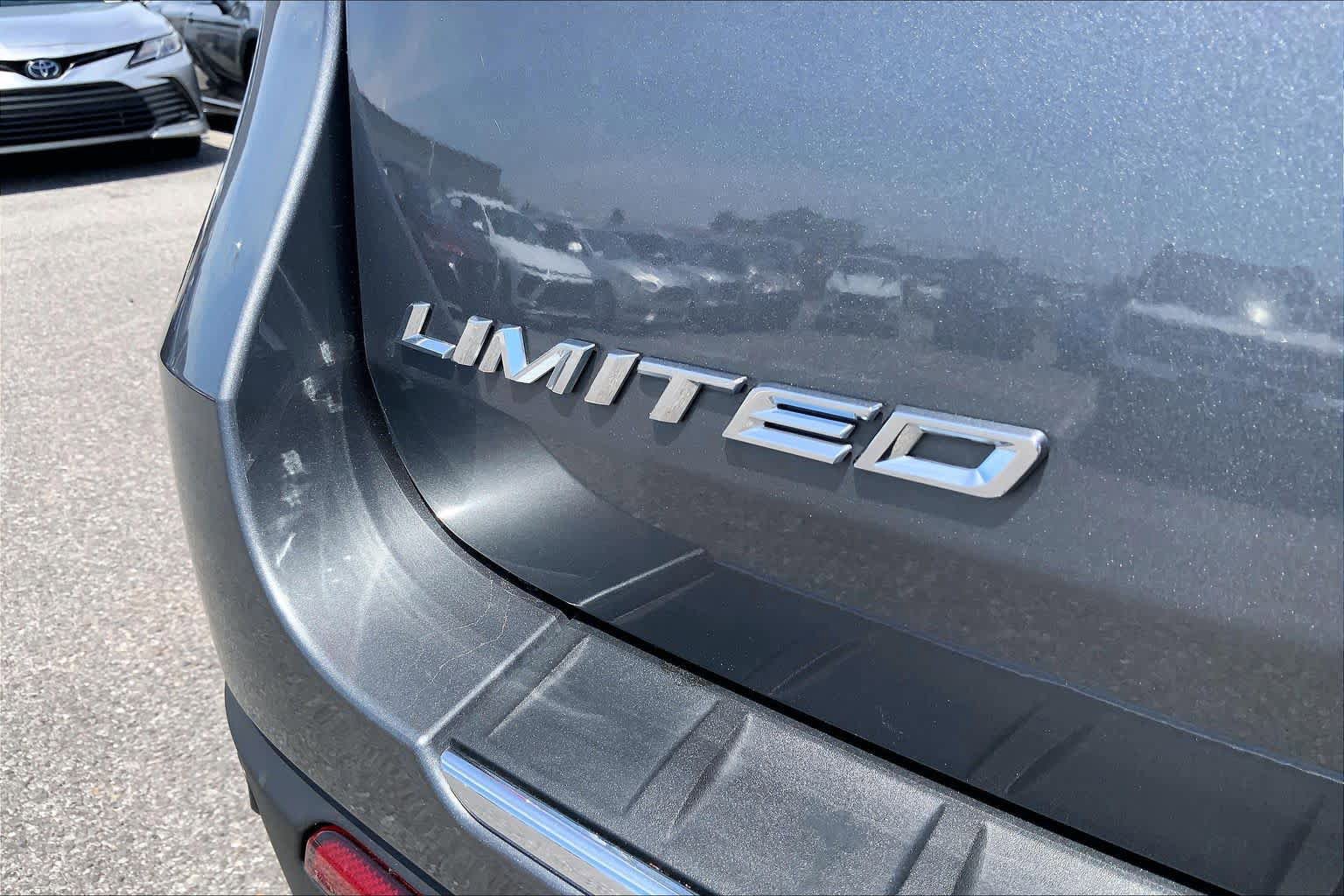 Certified 2024 Ford Explorer Limited w/ Limited Technology Package RWD image 12