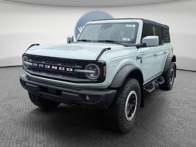 Certified 2022 Ford Bronco Outer Banks w/ Sasquatch Package AWD/4WD image 8