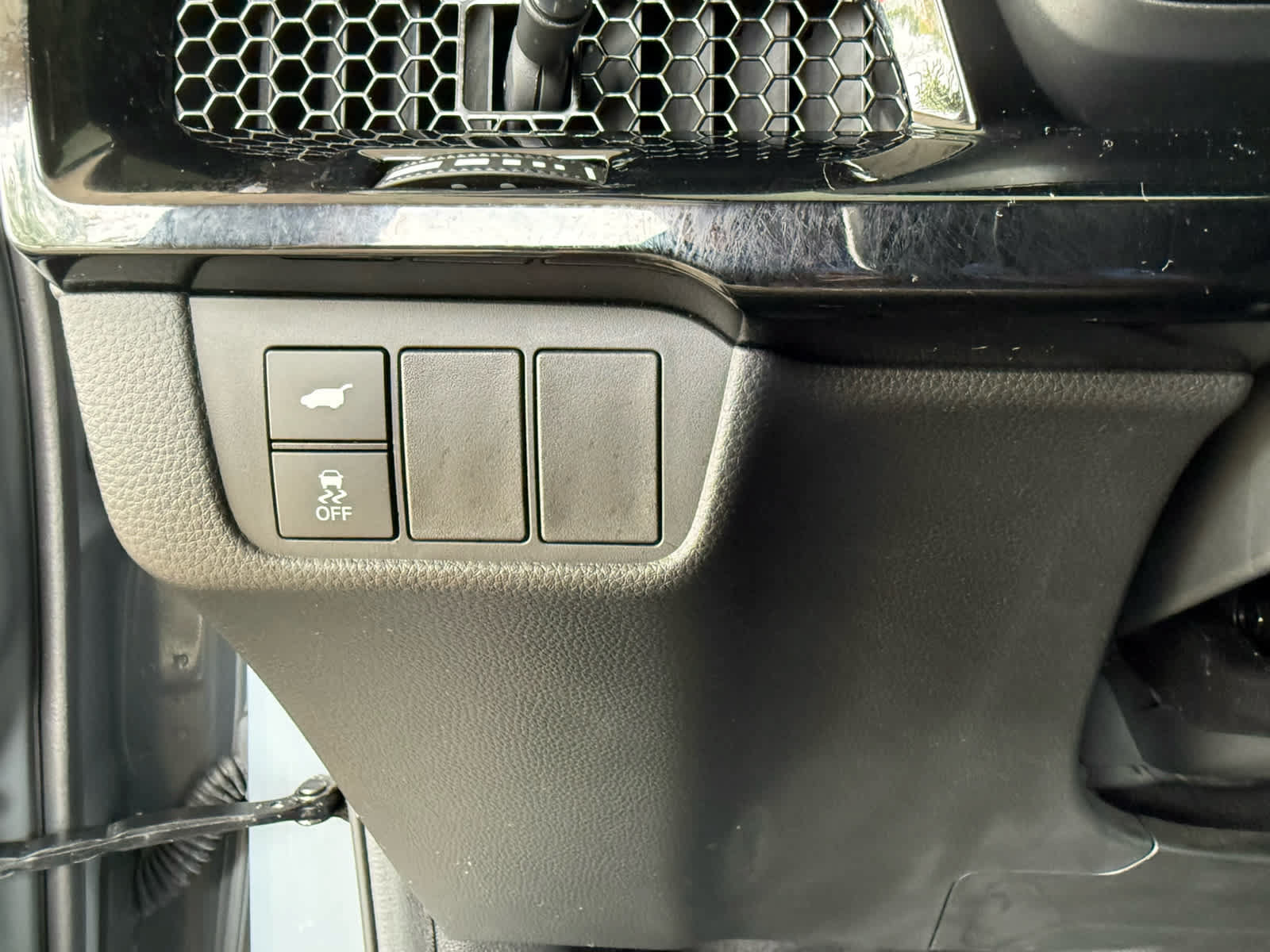 Used 2023 Honda CR-V Sport Touring image 13