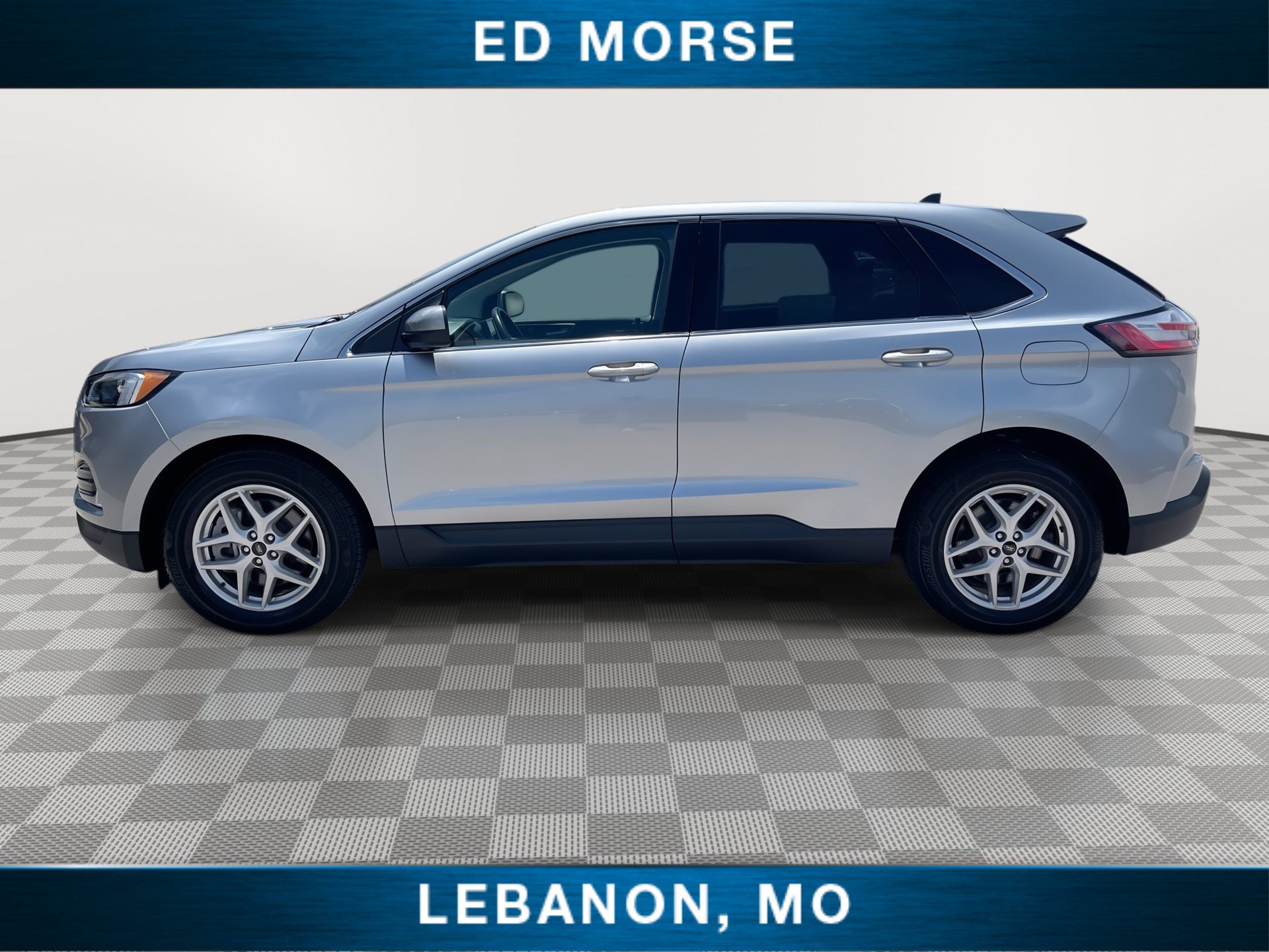 Certified 2024 Ford Edge SEL w/ Convenience Package AWD/4WD image 5