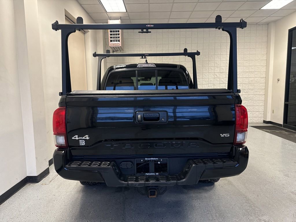 Used 2023 Toyota Tacoma SR image 5