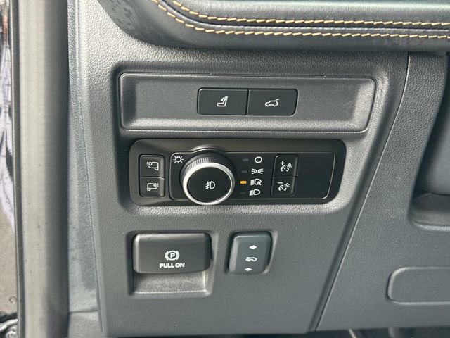 Certified 2024 Ford Expedition Max Platinum image 21