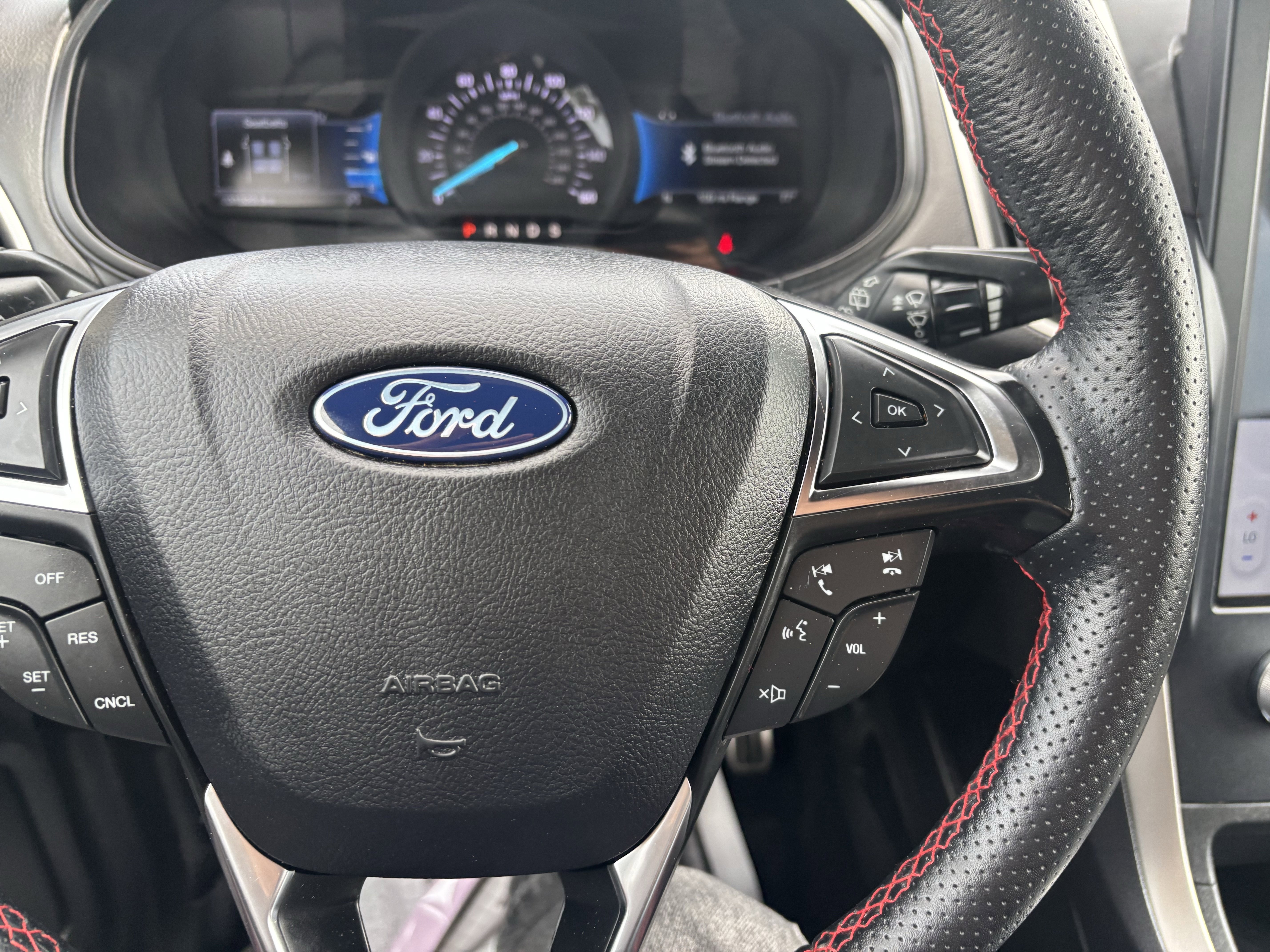 Certified 2024 Ford Edge ST-Line AWD/4WD image 29