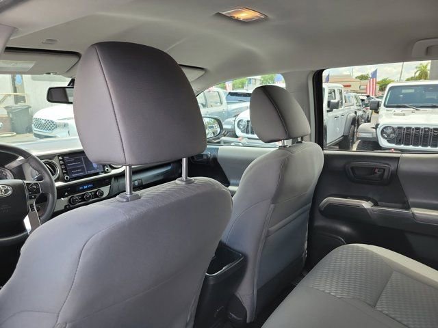 Used 2022 Toyota Tacoma SR5 w/ Technology Package RWD image 14