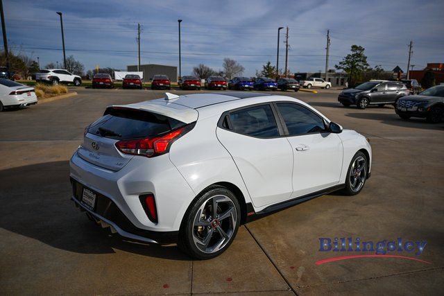 Used 2020 Hyundai Veloster Turbo image 5
