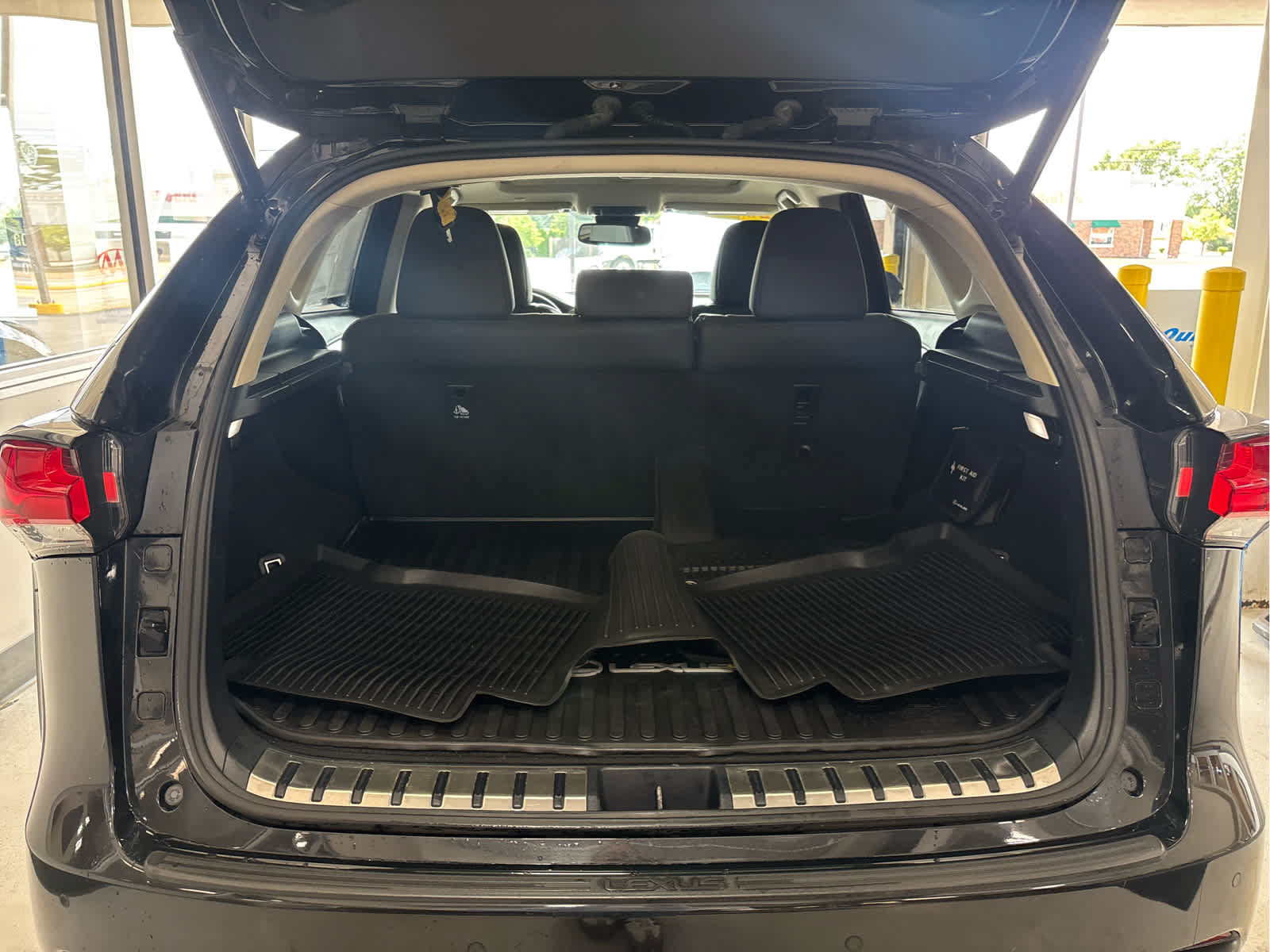 Used 2018 Lexus NX 300 AWD w/ Comfort Package image 10