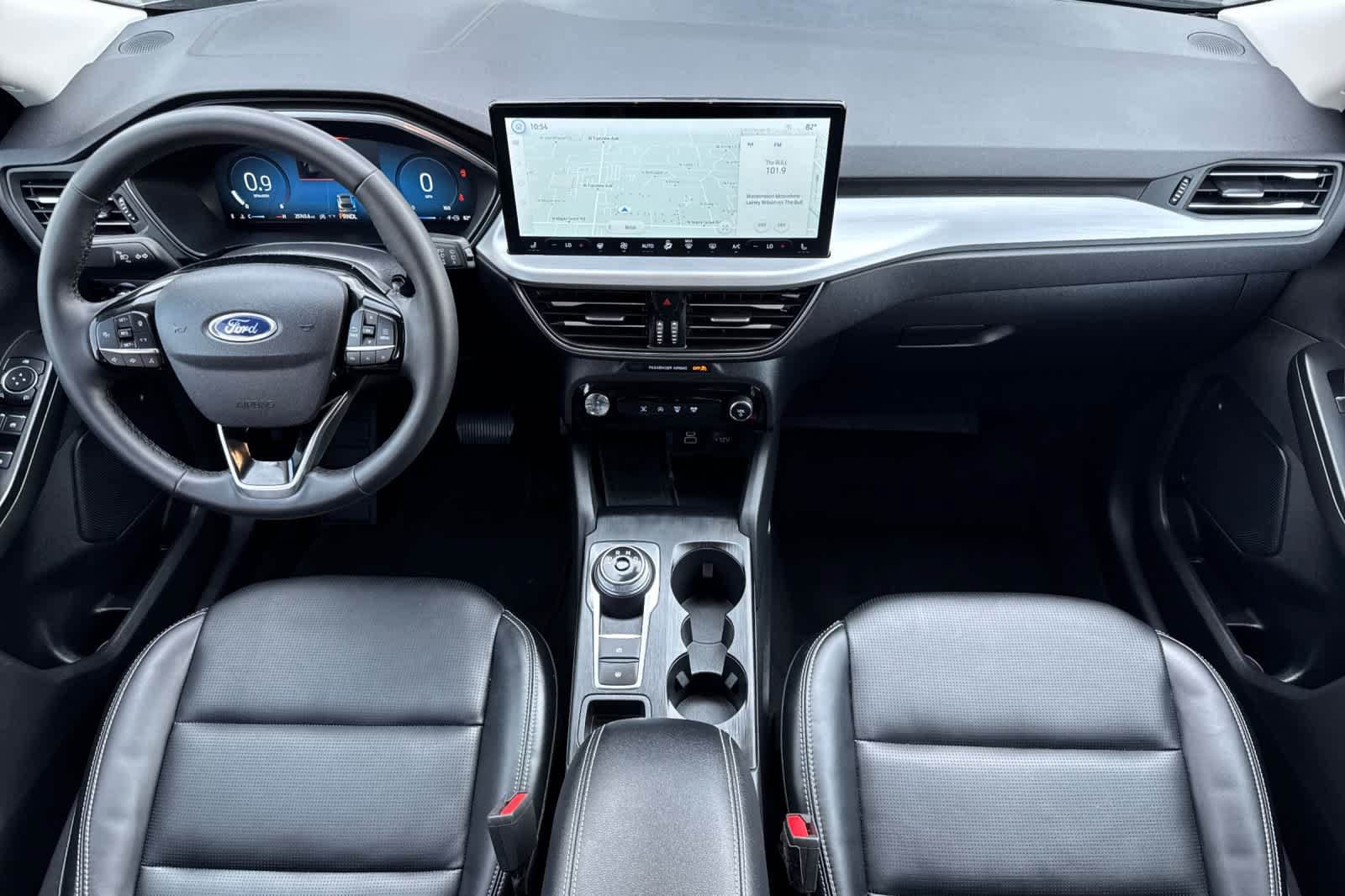 Certified 2025 Ford Escape Platinum AWD/4WD image 3