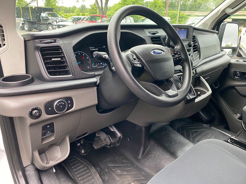 Certified 2025 Ford Transit 250 Low Roof w/ Exterior Upgrade Package RWD image 22