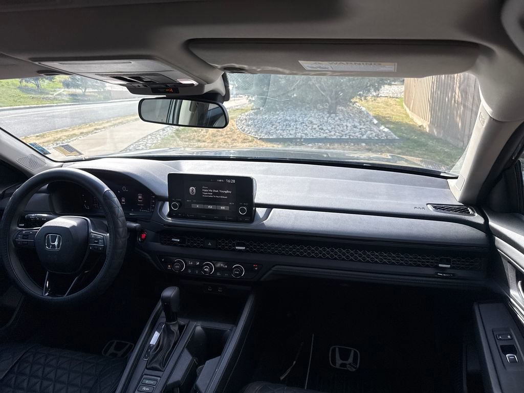 Used 2023 Honda Accord EX image 26
