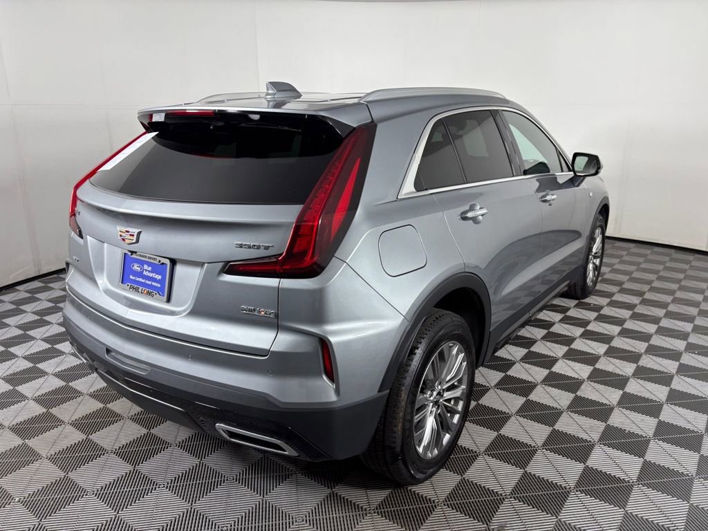 Used 2024 Cadillac XT4 Premium Luxury image 5