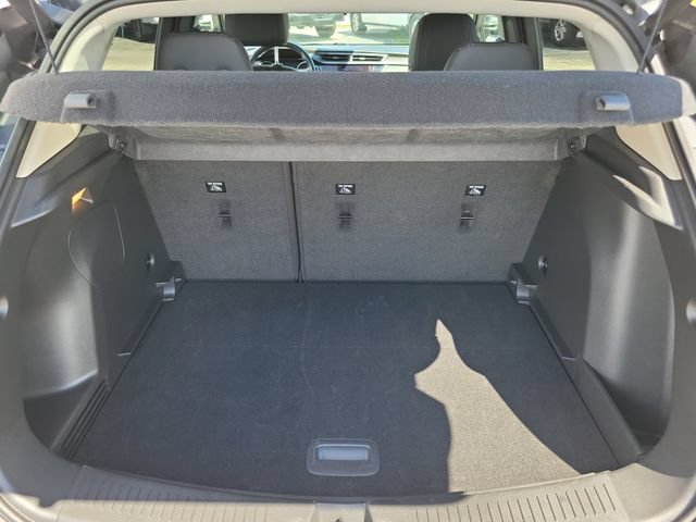 Used 2023 Buick Encore GX Select w/ Sport Touring Package FWD image 7