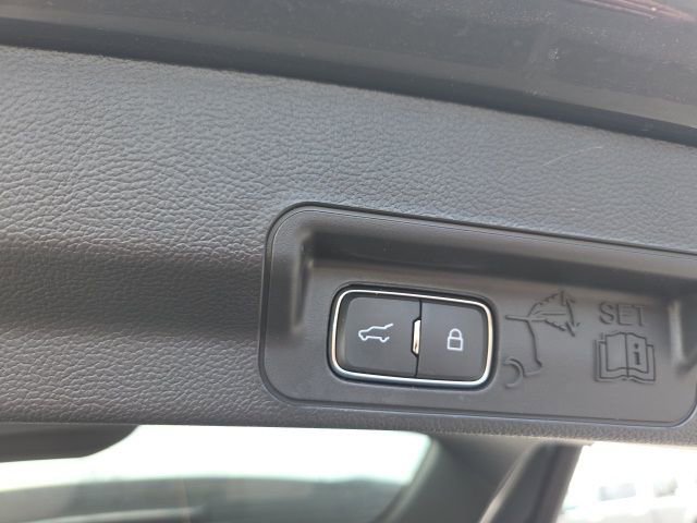 Certified 2023 Ford Explorer XLT image 14