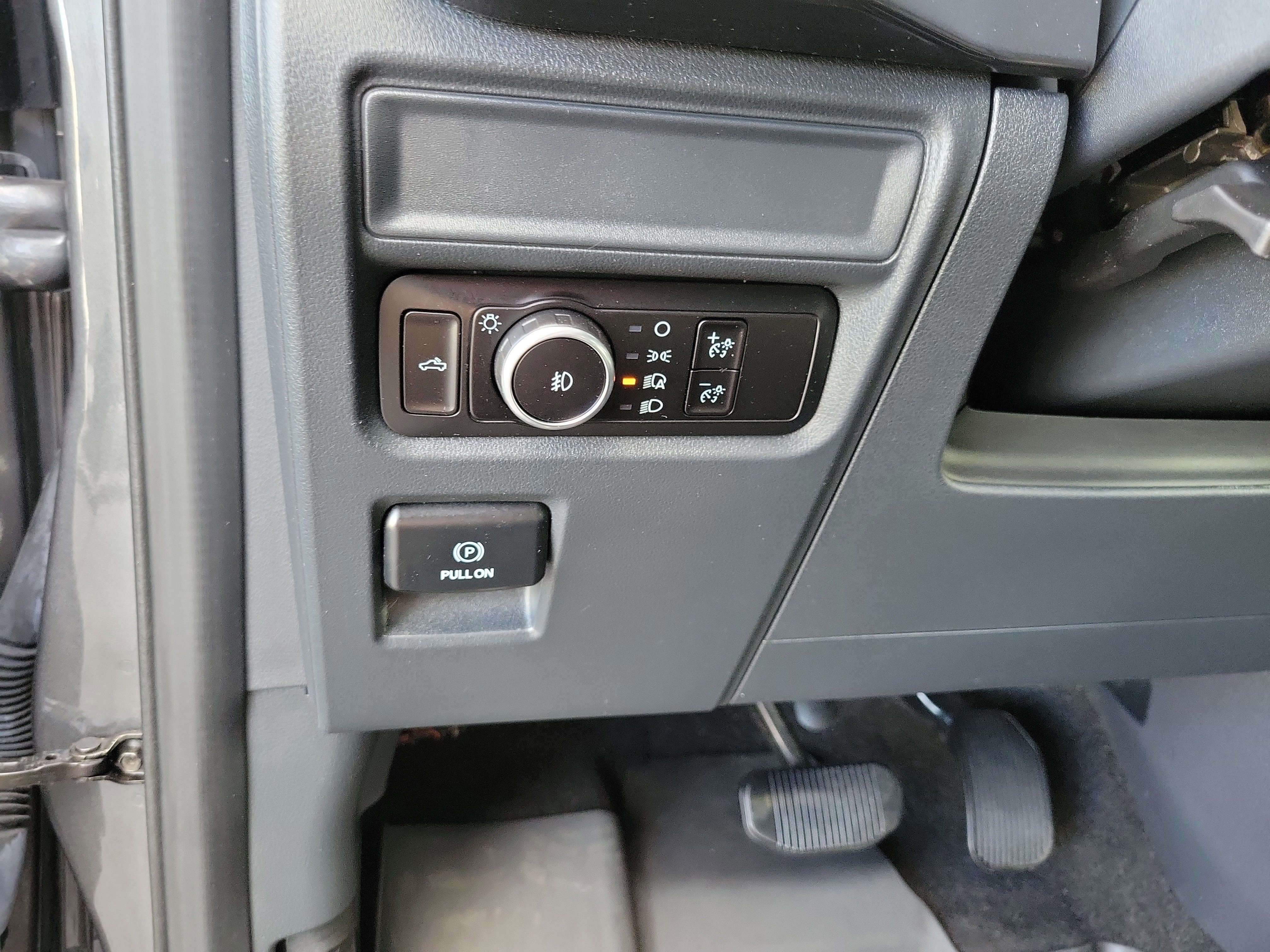 Certified 2023 Ford F150 XL w/ STX Appearance Package RWD image 12